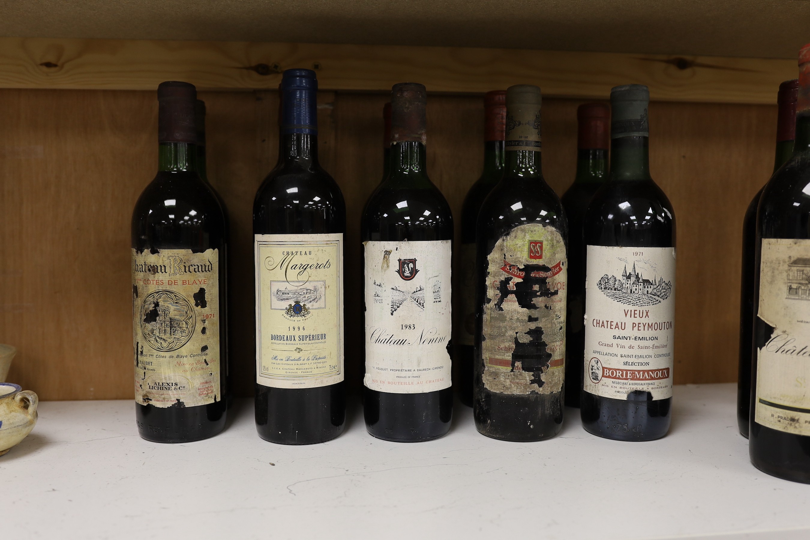 Twelve bottles of mixed Bordeaux Chateau wines